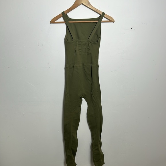 FP Movement Free People Good Karma High Neck Onesie Army Green XS/S NWOT - Picture 7 of 9